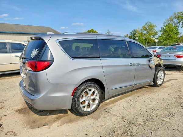 2020 CHRYSLER PACIFICA