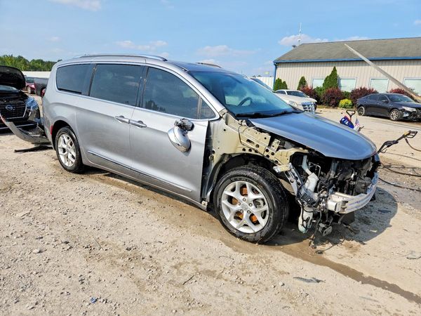 2020 CHRYSLER PACIFICA