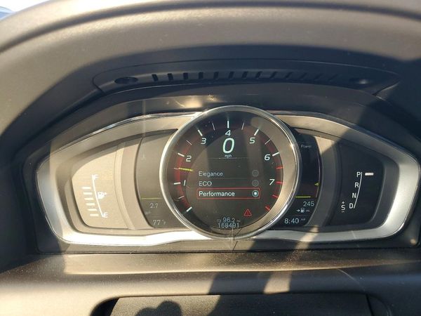 2014 VOLVO XC60