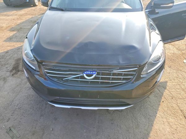 2014 VOLVO XC60