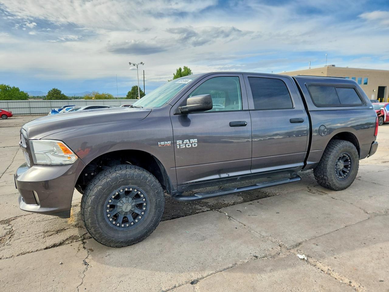 2016 RAM 1500 ST