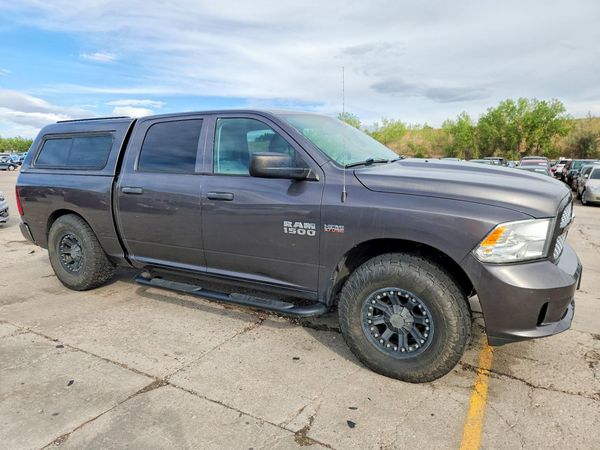 2016 RAM 1500 ST