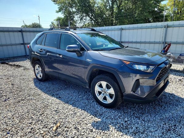 2019 TOYOTA RAV4 LE HV 4WD