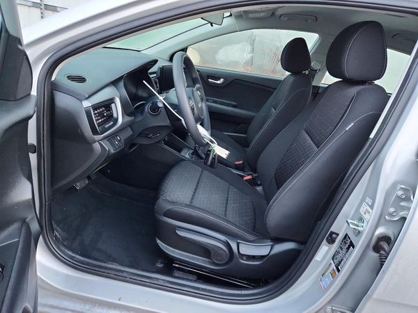 2022 KIA RIO LX, S