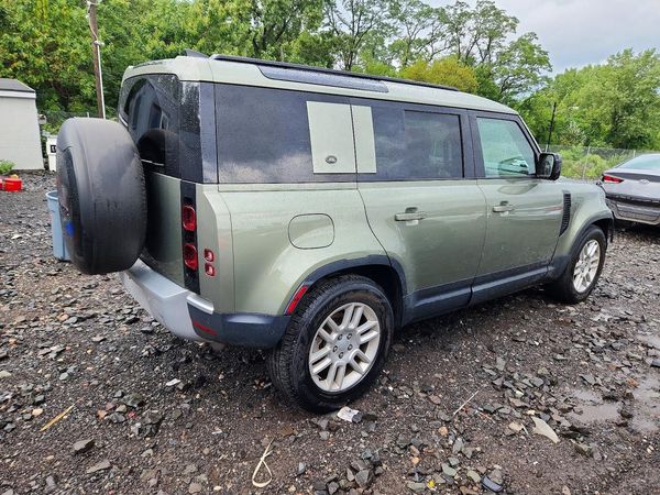 2024 LAND ROVER DEFENDER