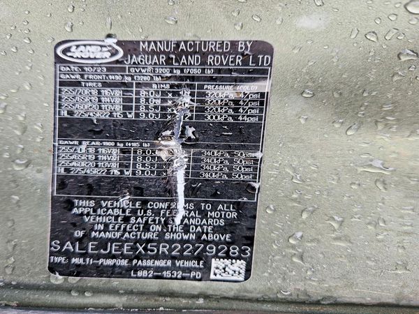 2024 LAND ROVER DEFENDER