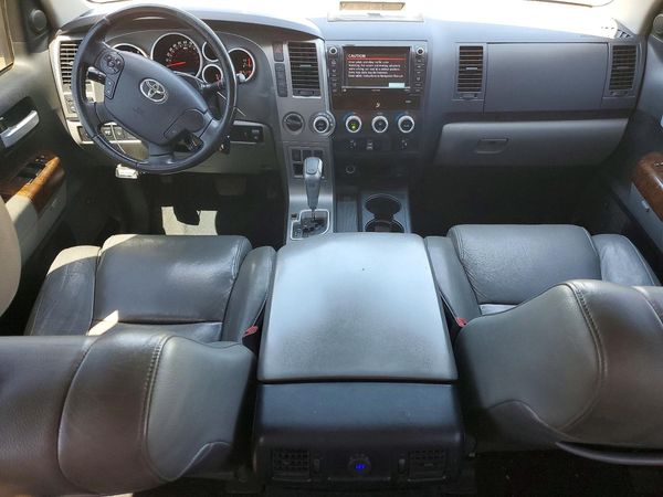 2013 TOYOTA TUNDRA Limited