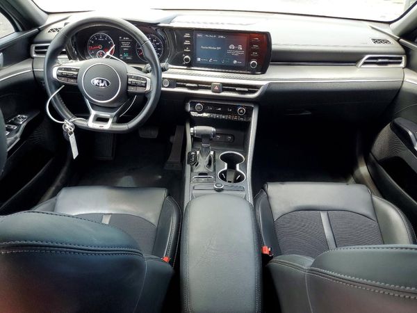 2021 KIA K5