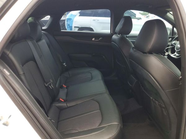 2021 KIA K5