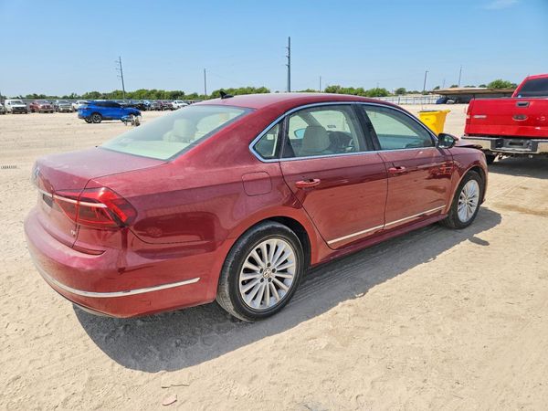2017 VOLKSWAGEN PASSAT SE