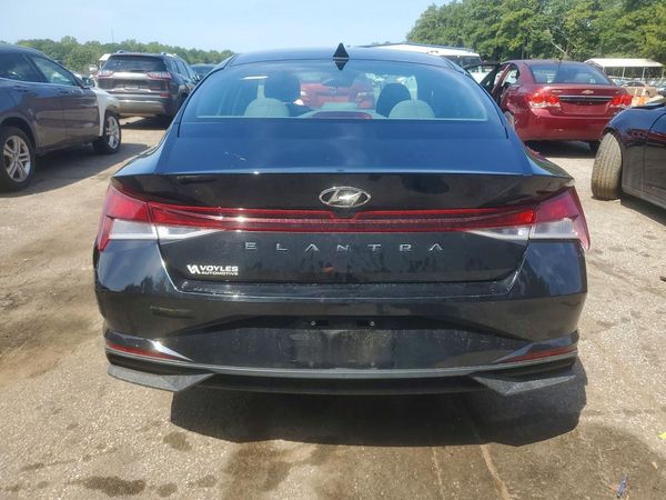 2022 HYUNDAI ELANTRA
