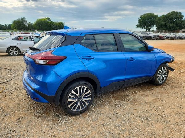2024 NISSAN KICKS SV
