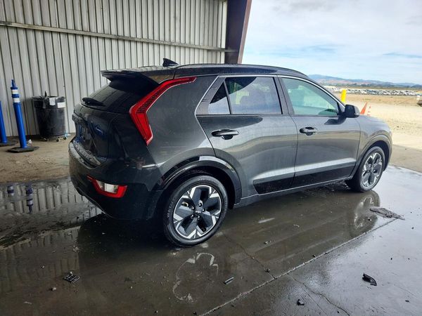 2023 KIA NIRO Wind