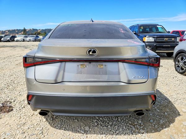2021 LEXUS IS 300 Comfort