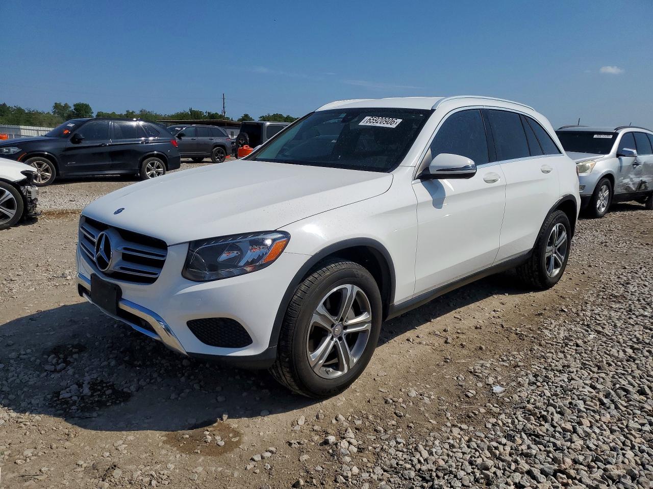 2016 MERCEDES-BENZ GLC GLC300