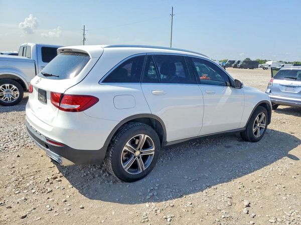 2016 MERCEDES-BENZ GLC GLC300