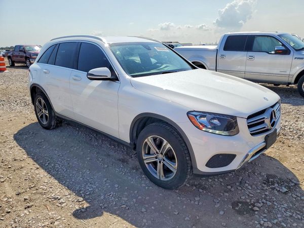 2016 MERCEDES-BENZ GLC GLC300