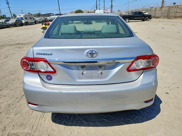 2012 TOYOTA COROLLA