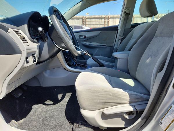 2012 TOYOTA COROLLA