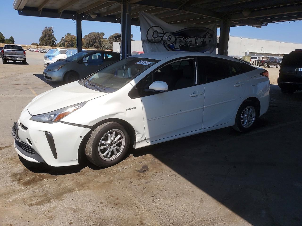 2019 TOYOTA PRIUS L/LE/XLE/LTD.