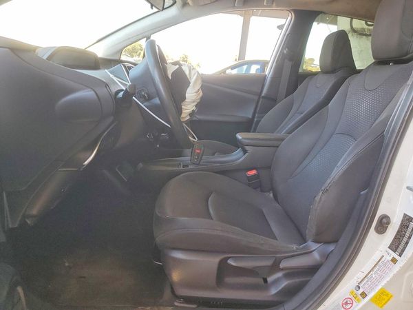 2019 TOYOTA PRIUS L/LE/XLE/LTD.