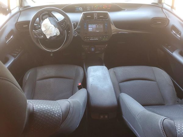 2019 TOYOTA PRIUS L/LE/XLE/LTD.