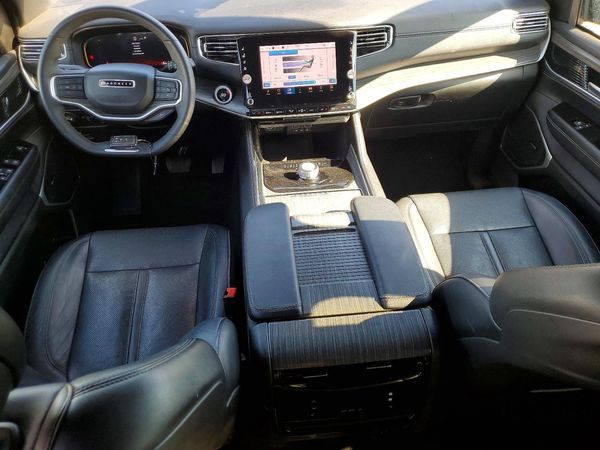 2024 JEEP WAGONEER L SERIES II 4X2 — CKPT