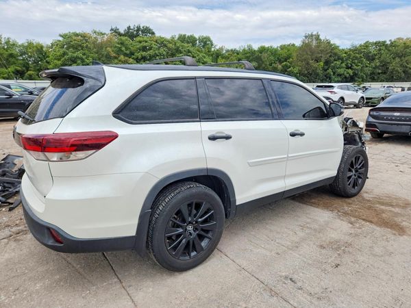 2019 TOYOTA HIGHLANDER SE/XLE
