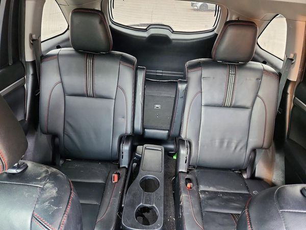 2019 TOYOTA HIGHLANDER SE/XLE