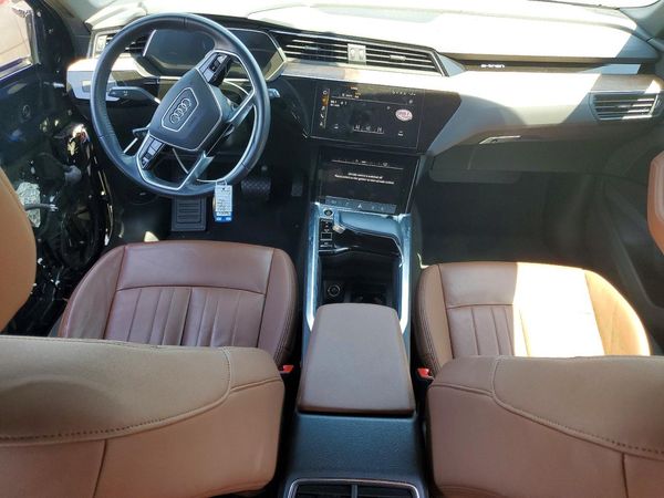 2021 AUDI E-TRON