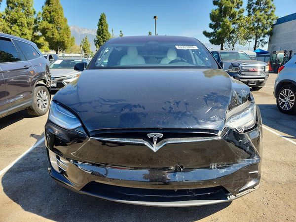 2020 TESLA MODEL X