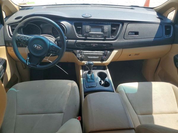 2015 KIA SEDONA GL - Middle-low