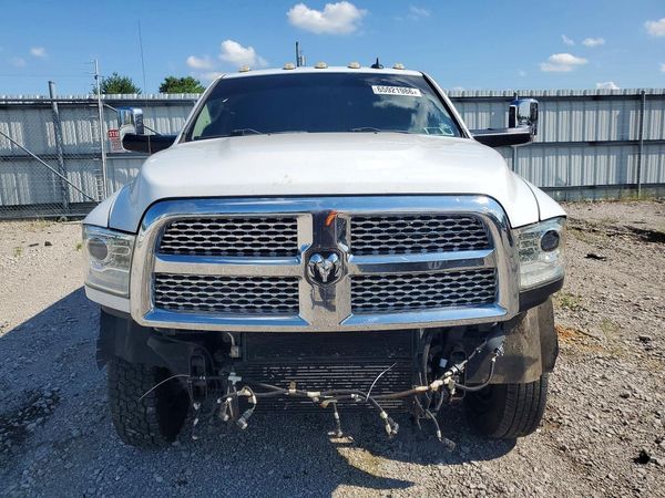 2017 RAM 3500 Laramie