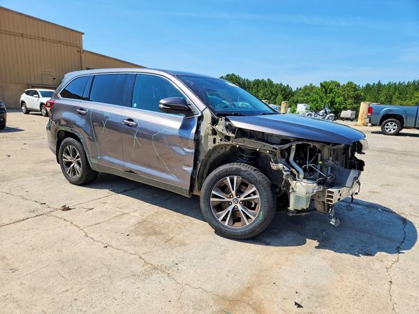 2019 TOYOTA HIGHLANDER