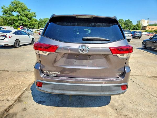 2019 TOYOTA HIGHLANDER