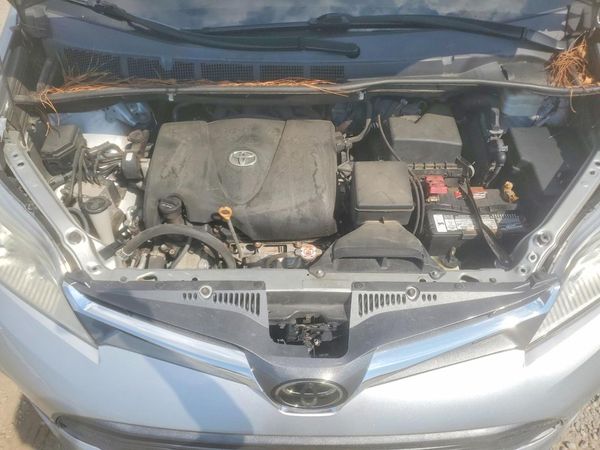 2020 TOYOTA SIENNA Q grade