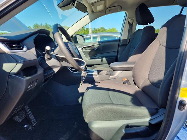 2021 TOYOTA RAV4 LE HV