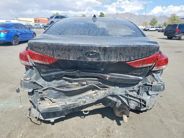 2017 HYUNDAI ELANTRA