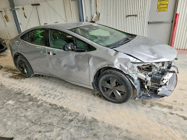 2023 TOYOTA PRIUS