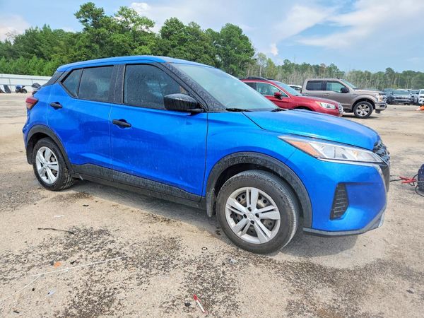 2023 NISSAN KICKS S