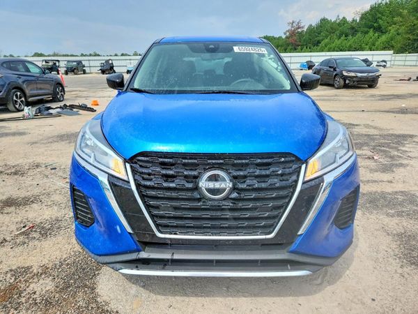 2023 NISSAN KICKS S