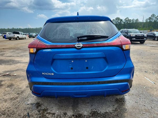 2023 NISSAN KICKS S