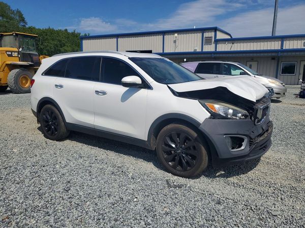 2017 KIA SORENTO