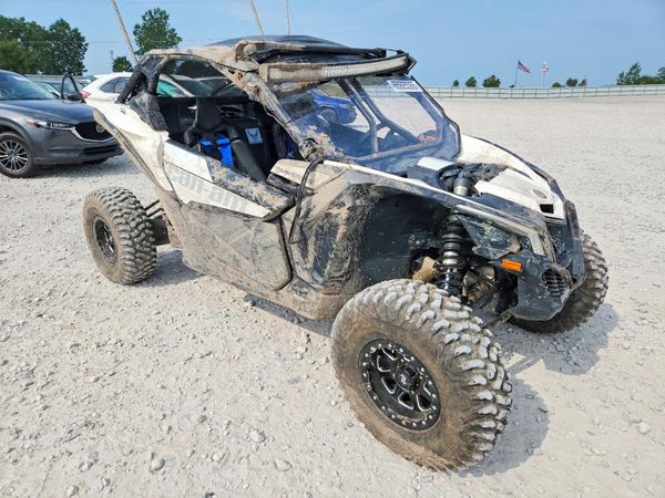 2019 CAN-AM MAVERICK X3