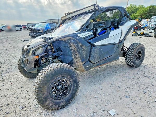 2019 CAN-AM MAVERICK X3