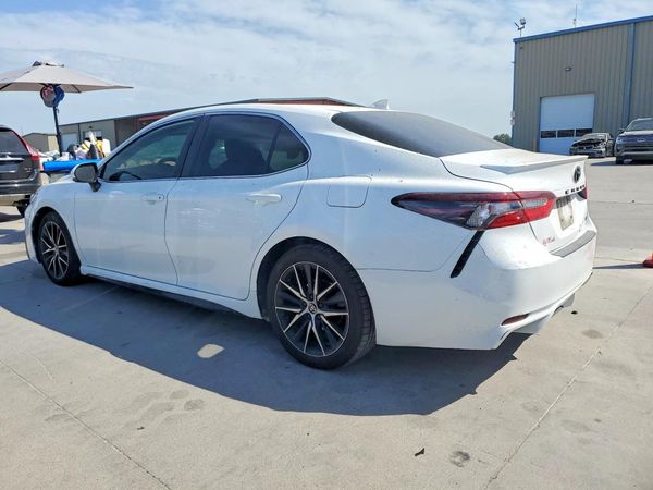 2022 TOYOTA CAMRY