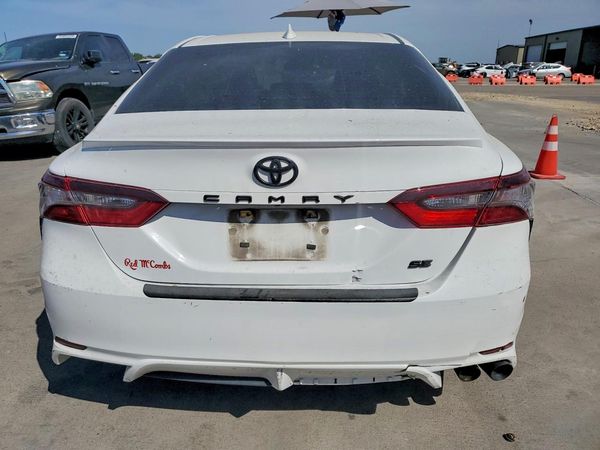 2022 TOYOTA CAMRY