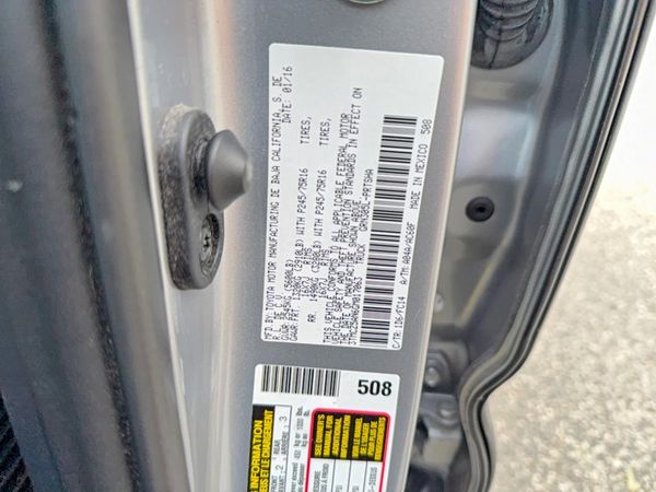 2016 TOYOTA TACOMA