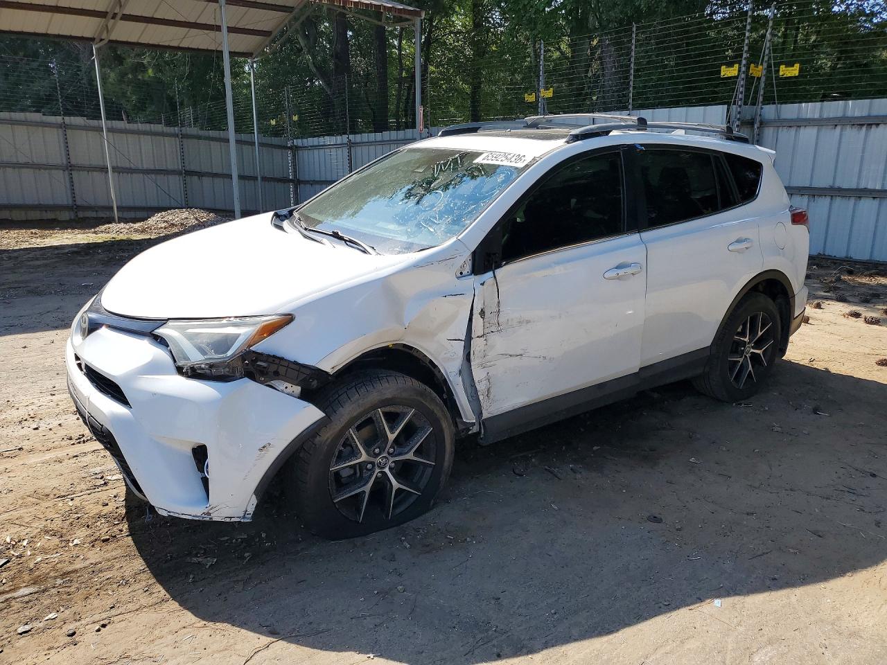 2017 TOYOTA RAV4 SE