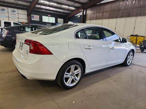 2015 VOLVO S60 Premier (non R design) — PSRA